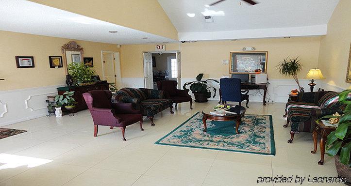 Red Roof Inn & Suites Уилсон Интерьер фото